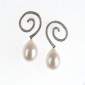 12. Earpieces, 18kt gold, diamonds south sea pearls 