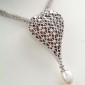 2. Pendant, 18kt gold, diamonds, pearl