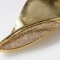 1. Close up, brooch, 18kt gold, diamonds