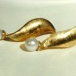 2. Earpieces, 18kt gold, pearls