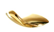 1. Brooch 18kt gold, diamonds